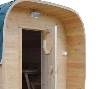 Баня из кедра или лиственницы